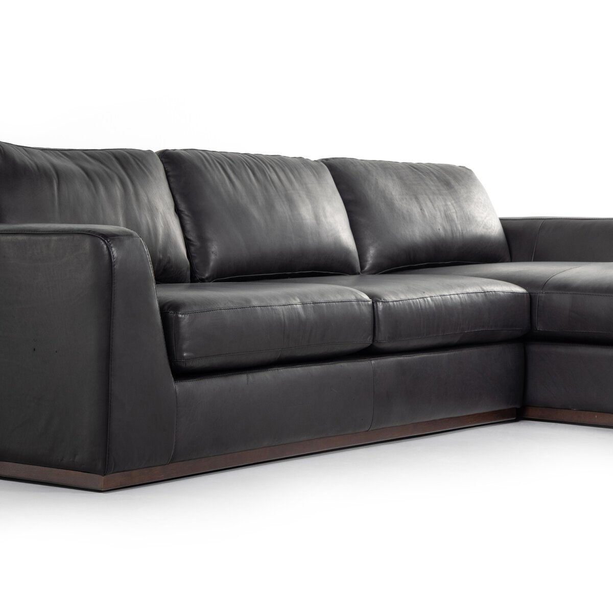 Colt 2-Piece Sectional