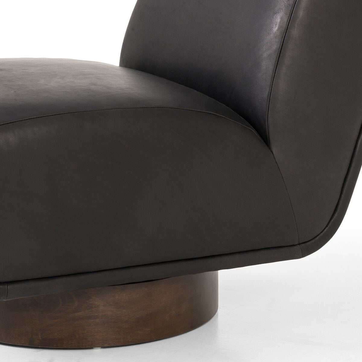 Bronwyn Swivel Chair