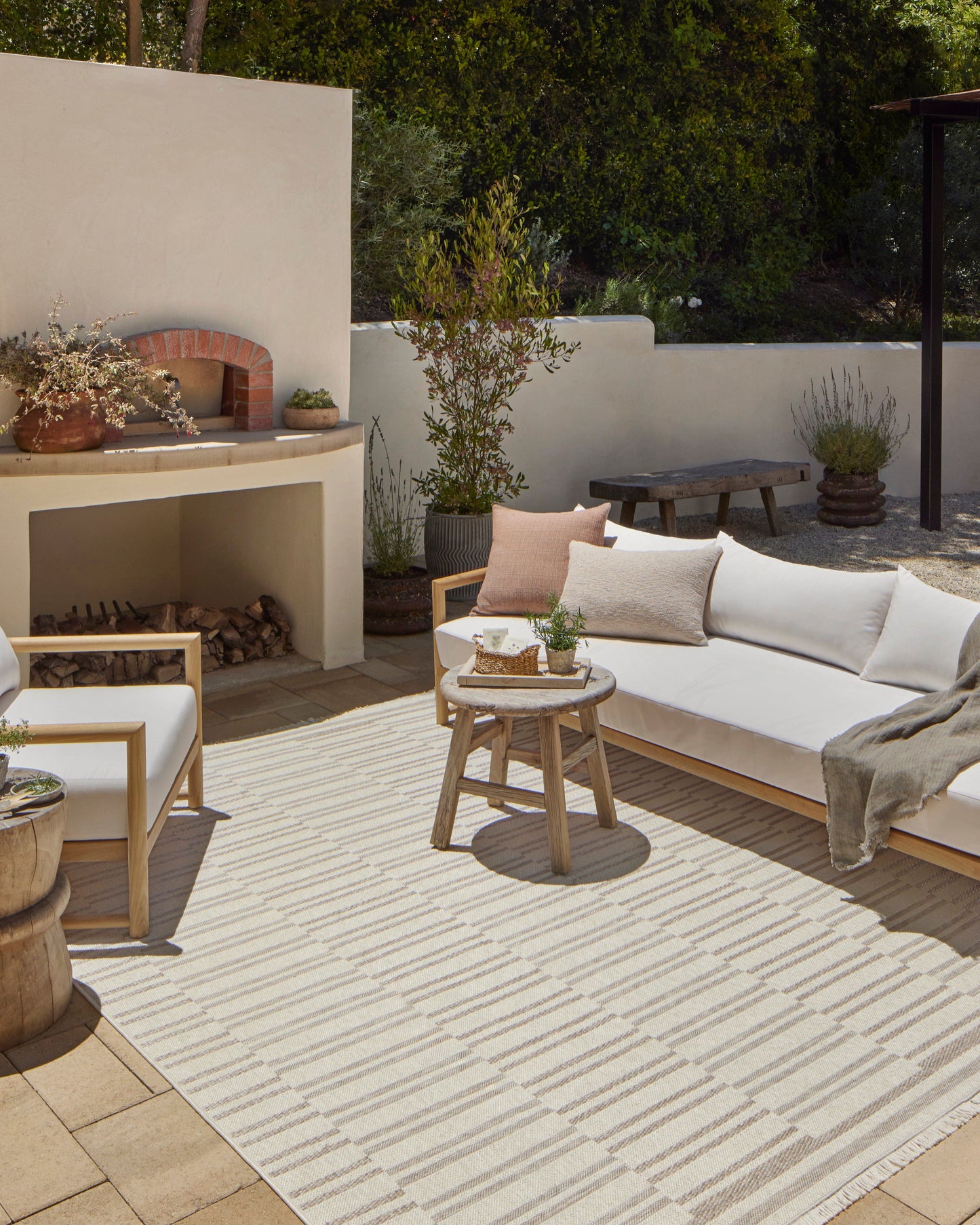 Amber Lewis x Loloi Malibu Indoor/Outdoor Rug - Ivory/Dove